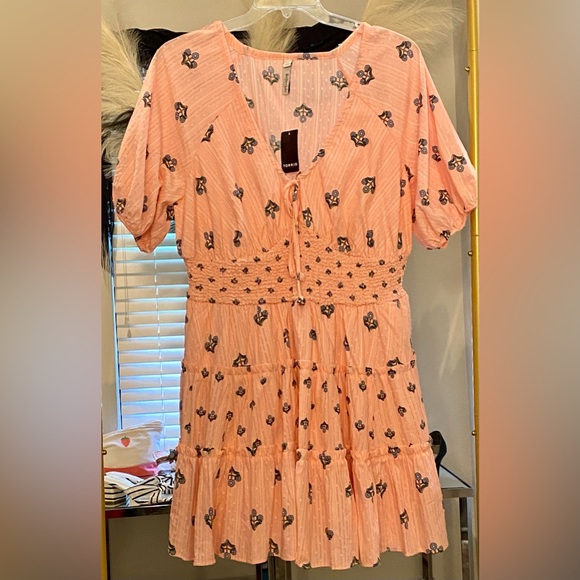 Torrid Belle Isle Puff Sleeve Mini Dress - Size 1X - NWT! - Picture 4 of 9